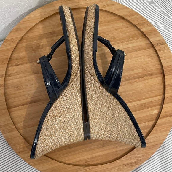 Lilly Pulitzer McKim Patent Leather Thong Wedge Resort Beach Heels 7.5 - Picture 5 of 10